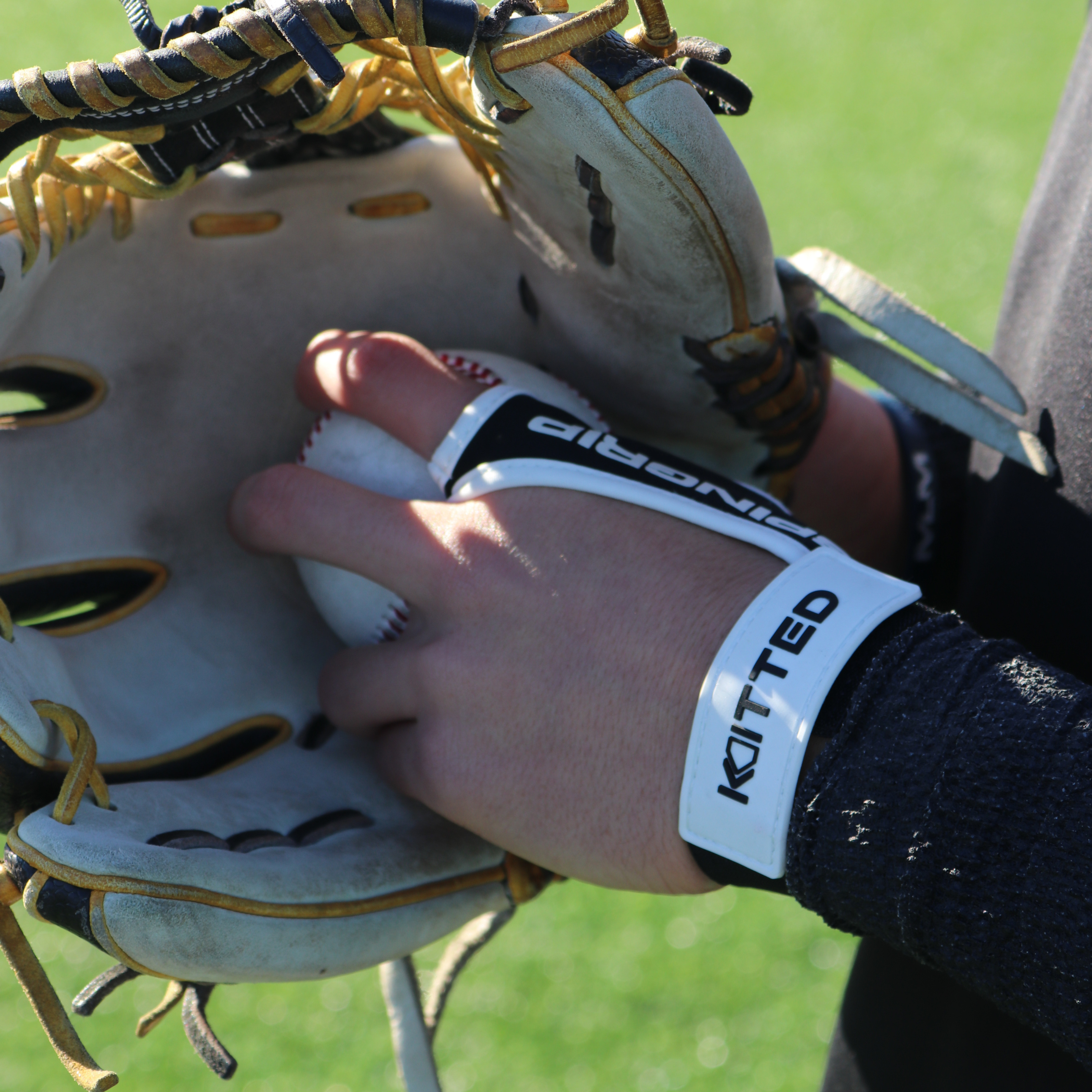 SpinGrip Baseball Training Grip Practice Equipment Tool