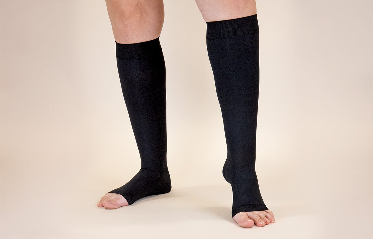 Onyx Gradient Compression Socks Sports Support Wear